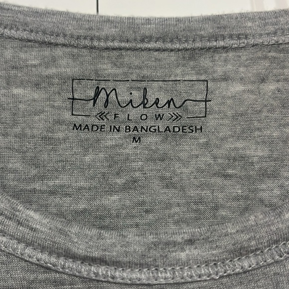“Calm mind strong heart” oversized yoga top - Picture 3 of 4